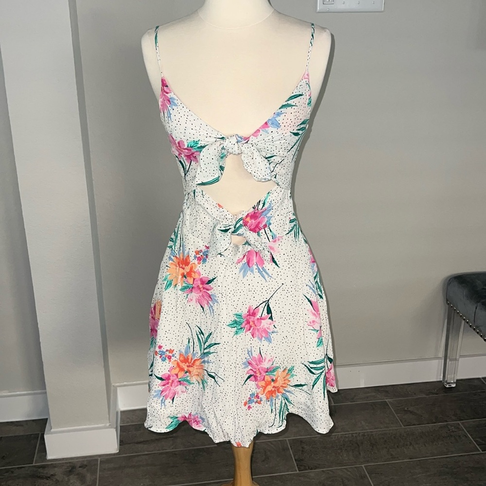 Gianni Bini Flare Sundress A-Line Dress  Small Spaghetti Knot Keyhole Tropical